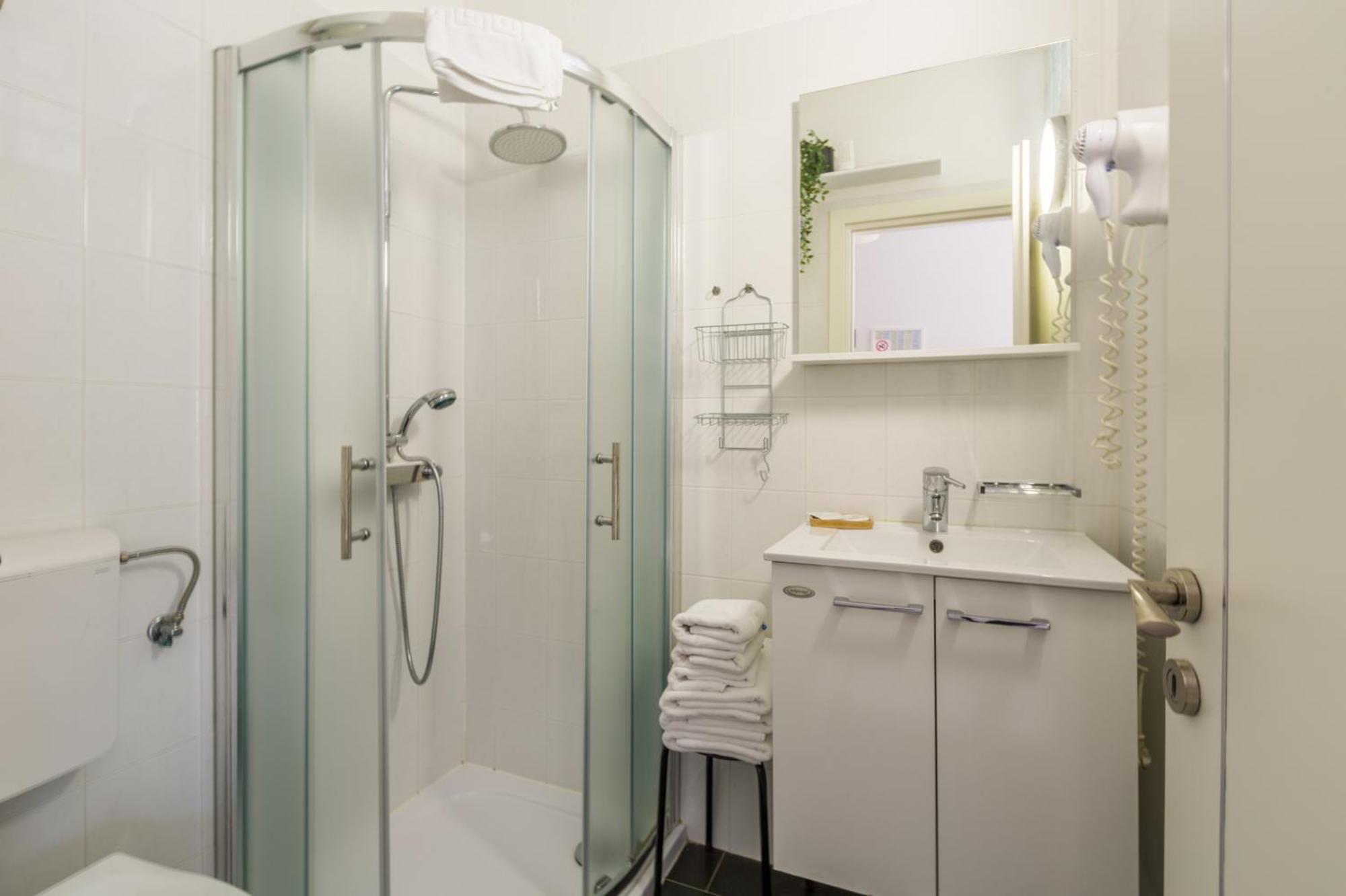 Trbovic Apartments Peaceful Stay With Free Parking, Pet-Friendly, And Bike Storage In Umago Exterior foto