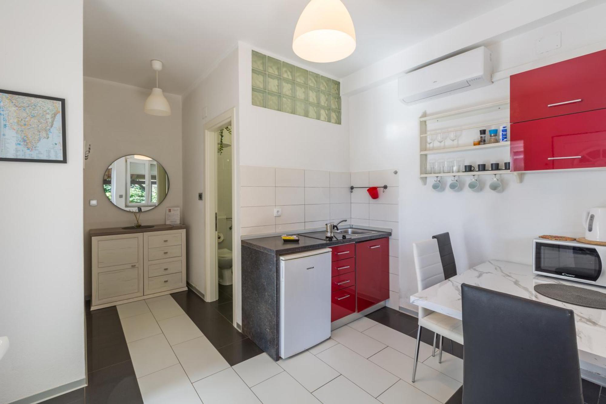 Trbovic Apartments Peaceful Stay With Free Parking, Pet-Friendly, And Bike Storage In Umago Exterior foto