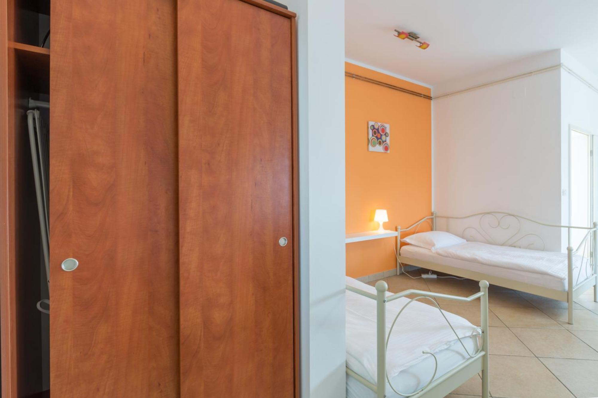 Trbovic Apartments Peaceful Stay With Free Parking, Pet-Friendly, And Bike Storage In Umago Exterior foto