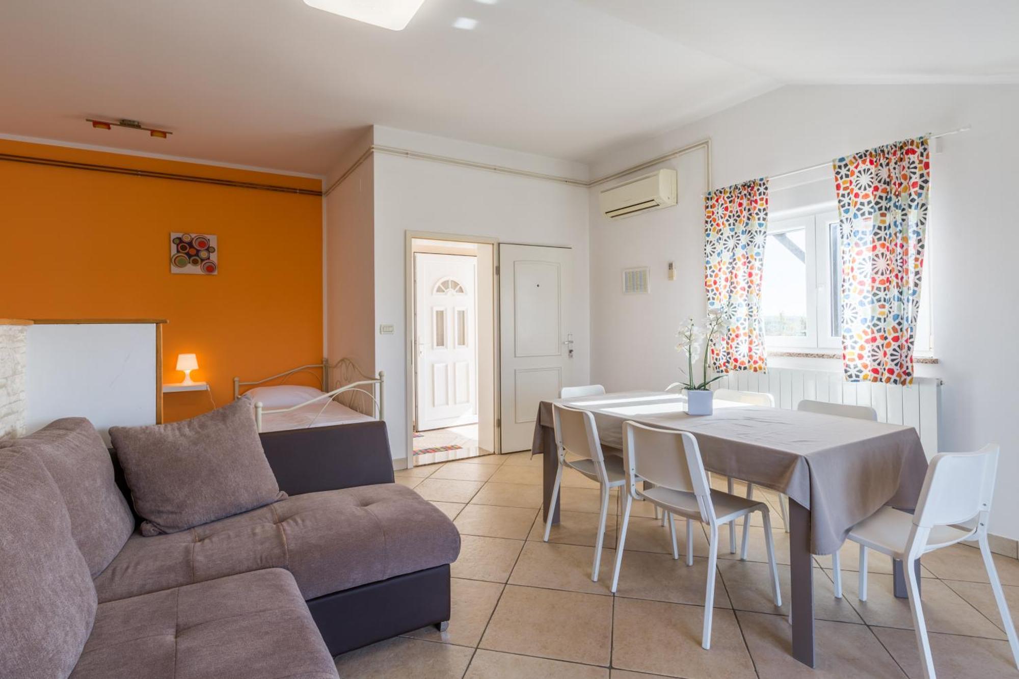 Trbovic Apartments Peaceful Stay With Free Parking, Pet-Friendly, And Bike Storage In Umago Exterior foto