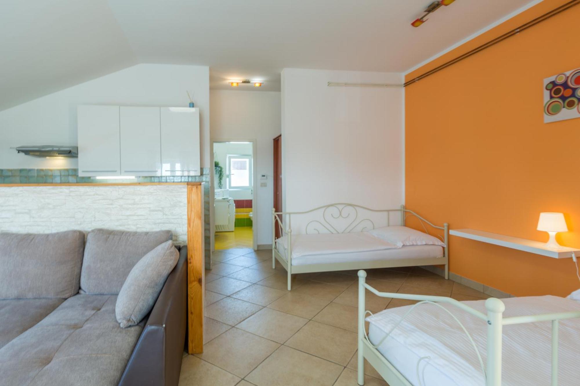 Trbovic Apartments Peaceful Stay With Free Parking, Pet-Friendly, And Bike Storage In Umago Exterior foto