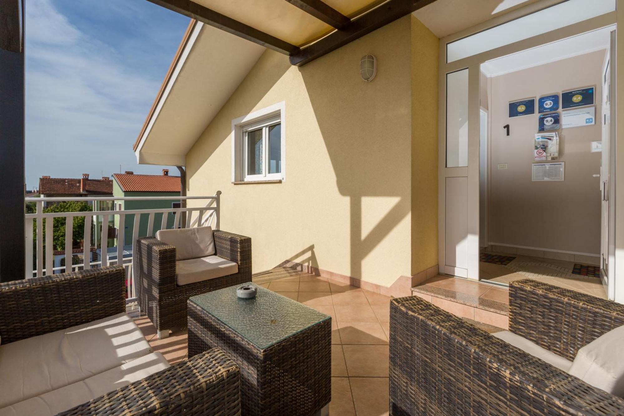 Trbovic Apartments Peaceful Stay With Free Parking, Pet-Friendly, And Bike Storage In Umago Exterior foto