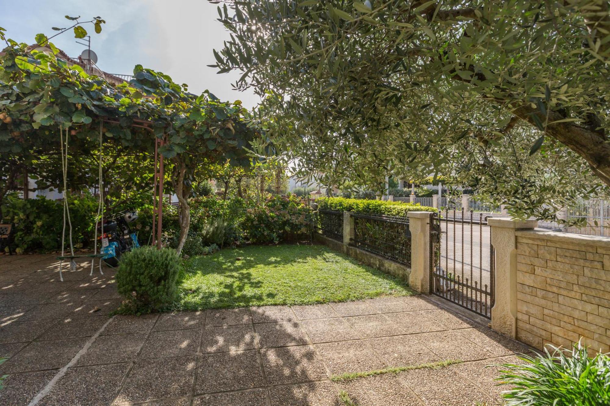 Trbovic Apartments Peaceful Stay With Free Parking, Pet-Friendly, And Bike Storage In Umago Exterior foto