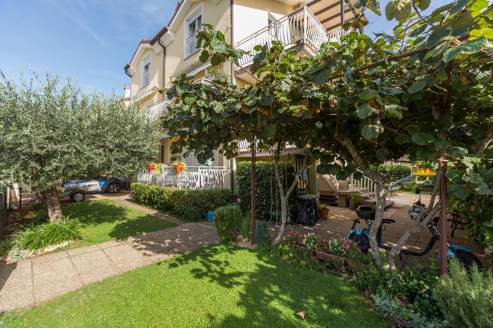 Trbovic Apartments Peaceful Stay With Free Parking, Pet-Friendly, And Bike Storage In Umago Exterior foto