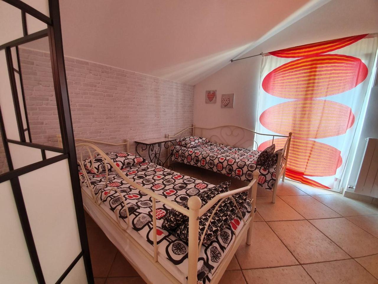 Trbovic Apartments Peaceful Stay With Free Parking, Pet-Friendly, And Bike Storage In Umago Quarto foto